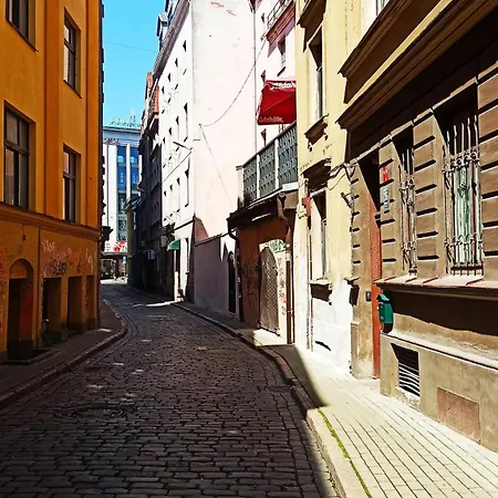 Apartment Old Town 3 *